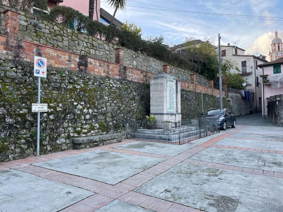 Willa Tra Alpi Apuane E Cinque Terre.. Casetta Renata! Valeriano Lunense Zewnętrze zdjęcie
